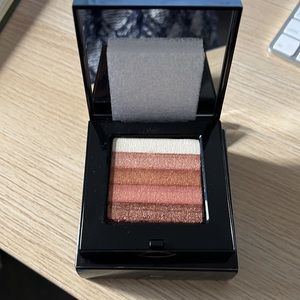 Shimmer Brick Highlighter Compact